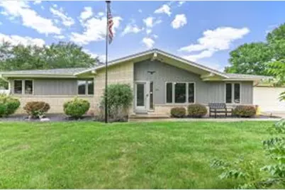5304  Cynthia Ln, Racine, WI 53406 - Photo 1