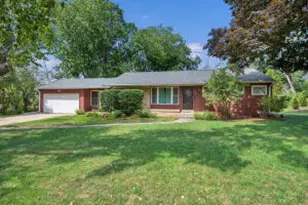 228 W Brentwood Ln, Glendale, WI 53217 - Photo 1