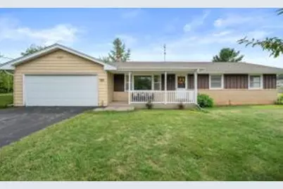 19615 W Coffee Rd, New Berlin, WI 53146 - Photo 1