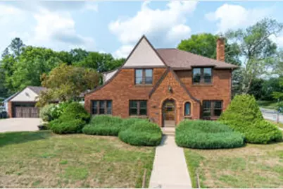 1529  Cass St, La Crosse, WI 54601 - Photo 1