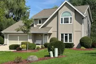 3981 S Victoria Ct, New Berlin, WI 53151 - Photo 1