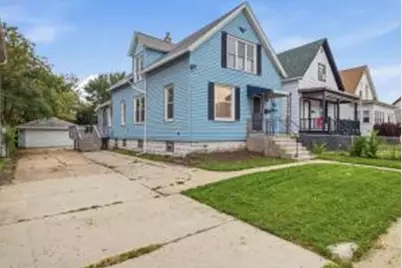 1805 S 77th St #1805 A, West Allis, WI 53214 - Photo 1