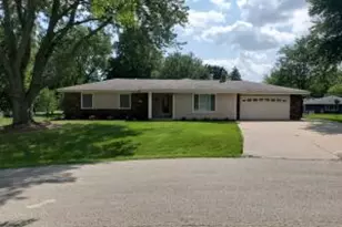 S72W16207 Edith Ct, Muskego, WI 53150 - Photo 1