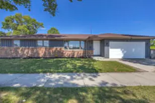 2324 Superior Ave, Sheboygan, WI 53081 - Photo 1