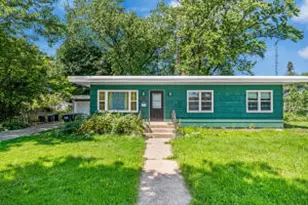516 N Washington St, Elkhorn, WI 53121 - Photo 1