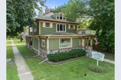 520 E Walworth Ave, Delavan, WI 53115 - Photo 1