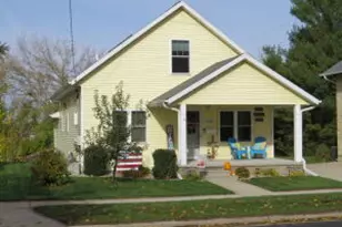 1118 River Dr, Watertown, WI 53094 - Photo 1