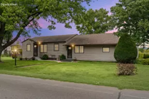 204 Rock St, Rockland, WI 54653 - Photo 1
