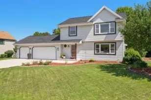 N6275 Woodland Meadows Dr, Sheboygan, WI 53083 - Photo 1