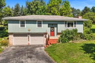 W293S3017 Ancestral Dr, Genesee, WI 53188 - Photo 1