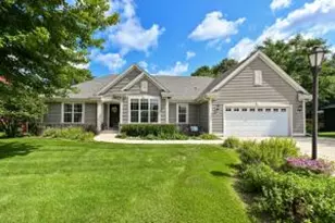 1482 Bluebird Dr, Oconomowoc, WI 53066 - Photo 1