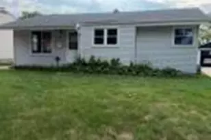 729 S 110 St, West Allis, WI 53214 - Photo 1
