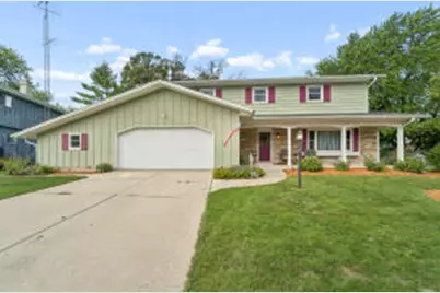 742  Mequon Ave, Fond du Lac, WI 54935 - Photo 1