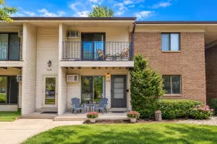 1652 S Carriage Ln, New Berlin, WI 53151 - Photo 1