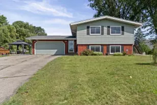 W7570 McHugh Ct, Holland, WI 54636 - Photo 1