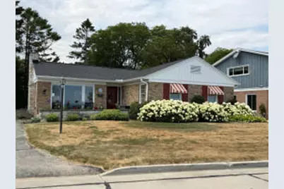 2822  Michigan Blvd, Racine, WI 53402 - Photo 1