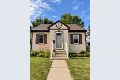 2021  Johnson St, La Crosse, WI 54601 - Photo 1