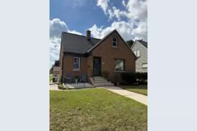 1715  Marvin Ct, Sheboygan, WI 53081 - Photo 1