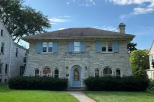 9035 Jackson Park Blvd, Wauwatosa, WI 53226 - Photo 1