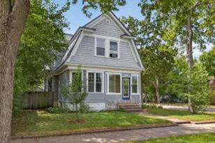 1733 Charles St, La Crosse, WI 54603 - Photo 1