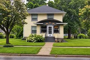 205 S 6th St, Fort Atkinson, WI 53538 - Photo 1