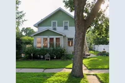 1917  Kane St #1915, 1919, La Crosse, WI 54603 - Photo 1