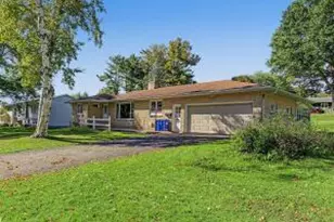 806 Roosevelt Ave, Viroqua, WI 54665 - Photo 1