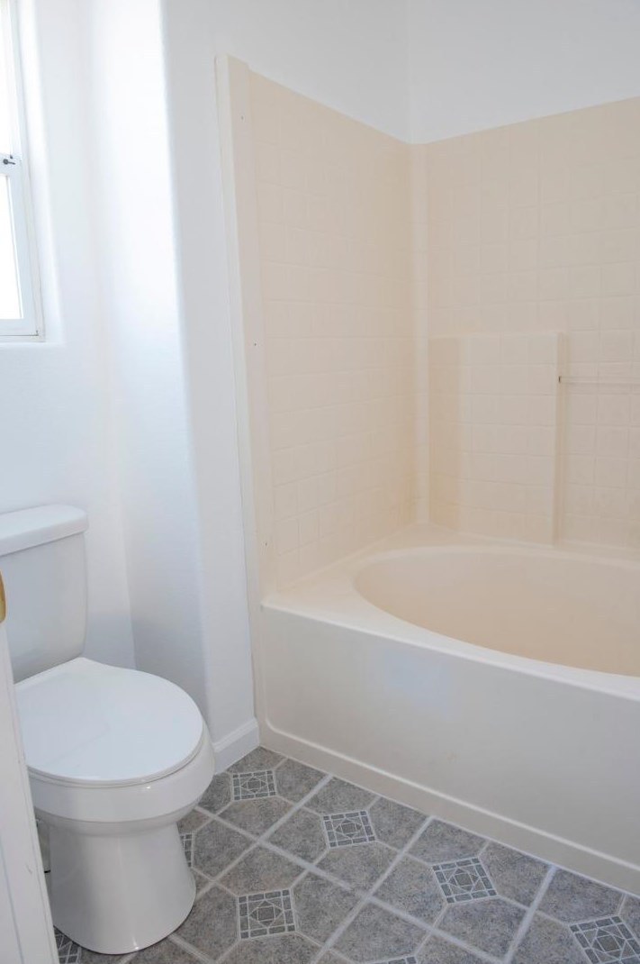 1742 Great Is St, Salinas CA 93905 exterior