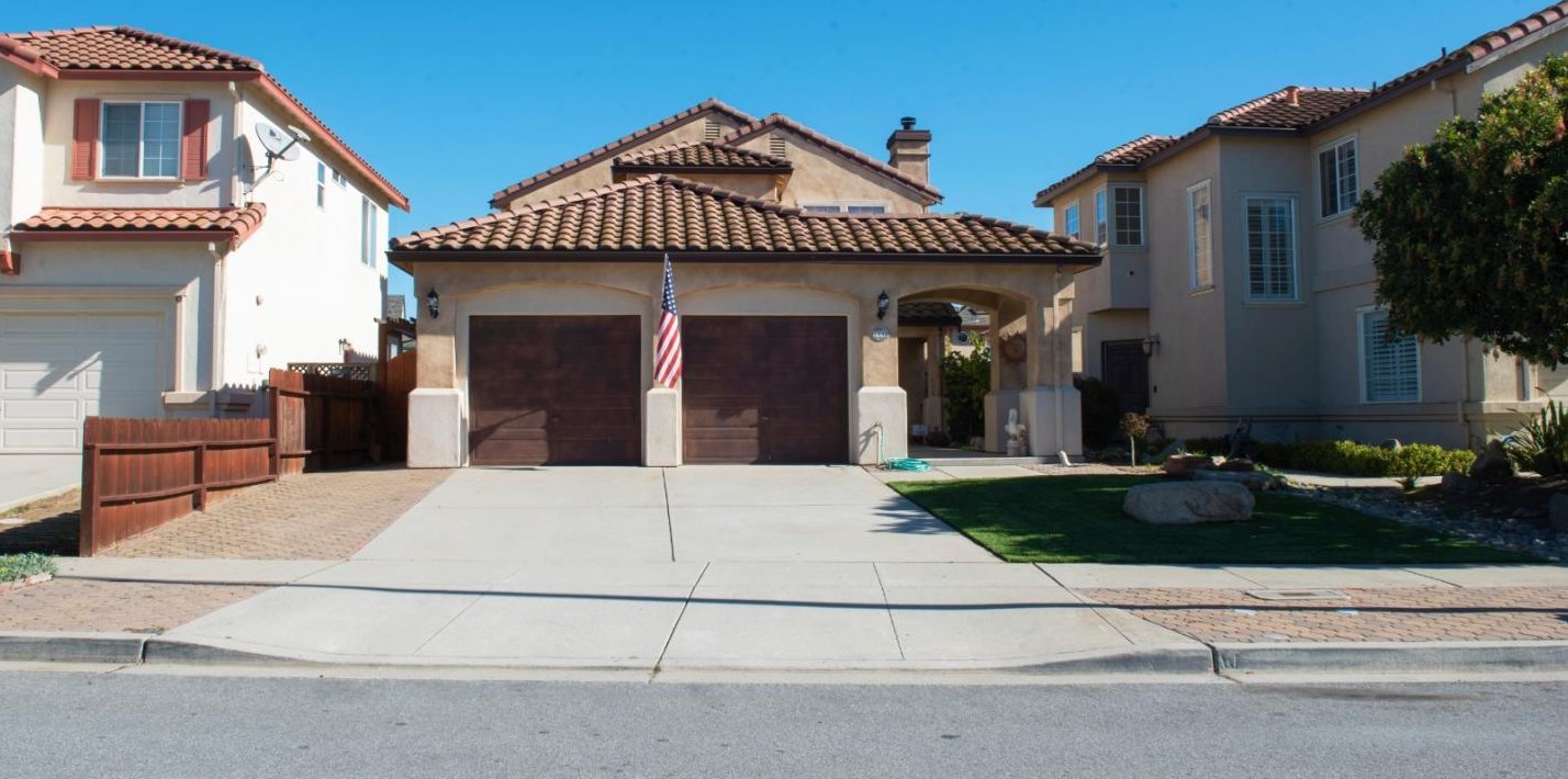 1742 Great Is St, Salinas CA 93905 exterior