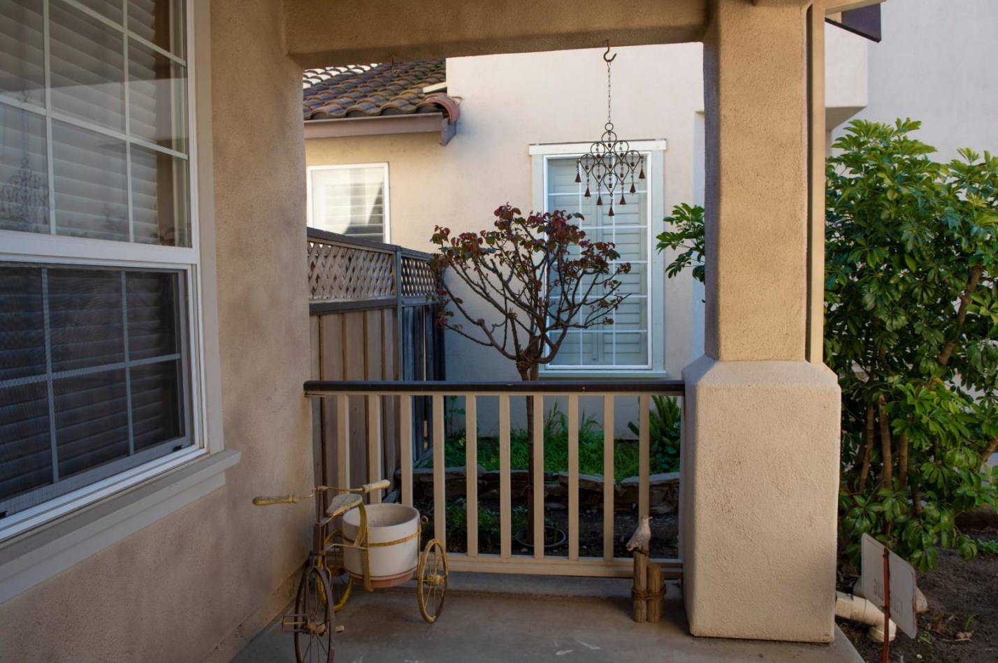 1742 Great Is St, Salinas CA 93905 exterior