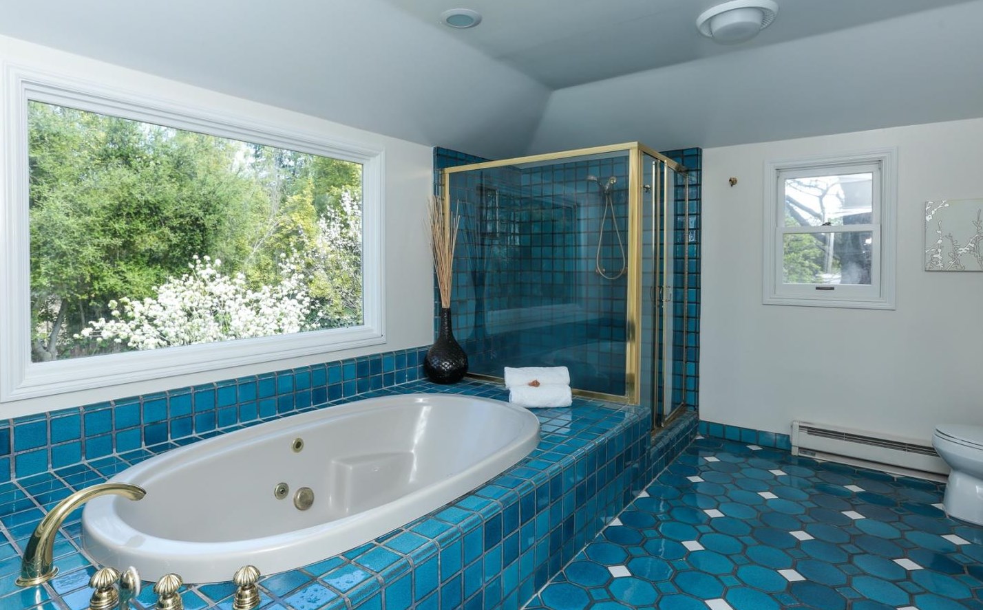 40 Selby Ln, Menlo Park CA  94027-3926 exterior