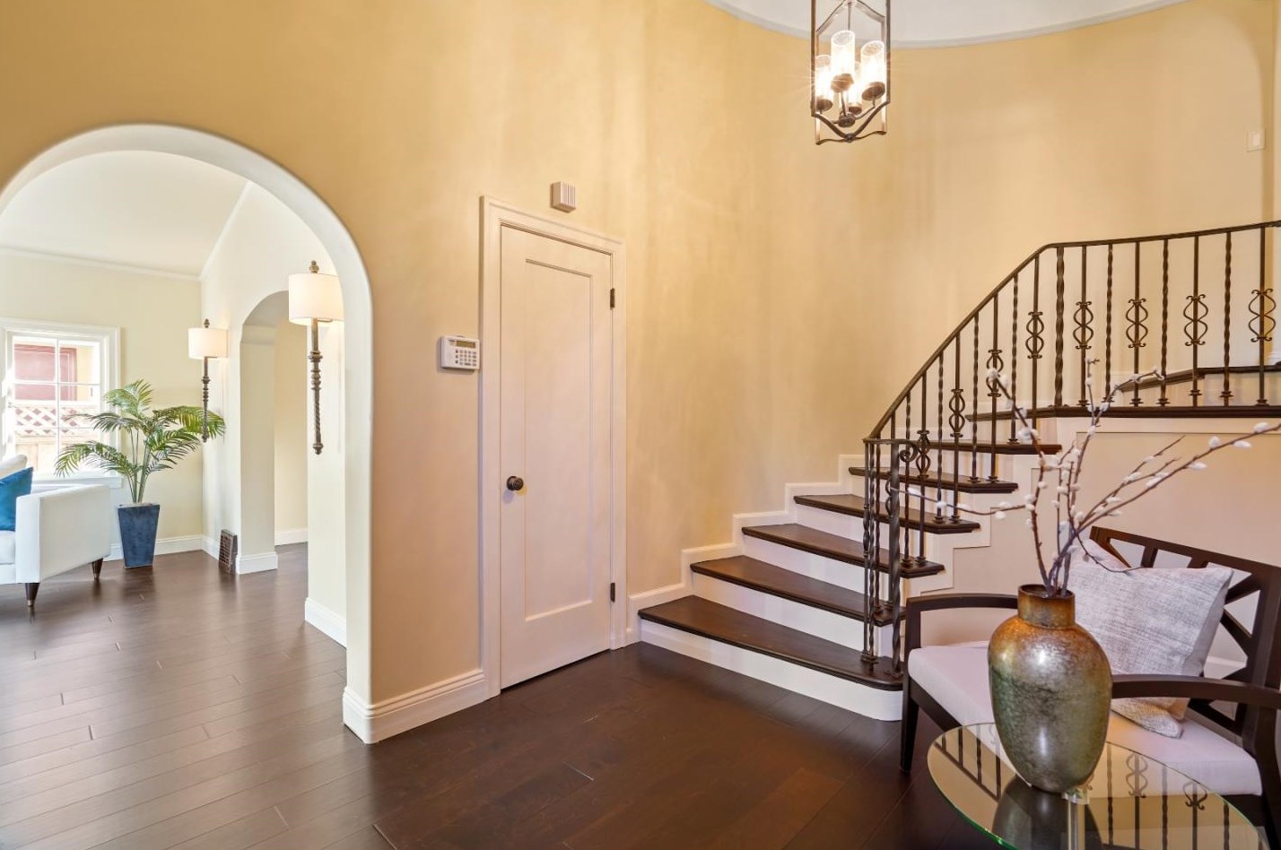 116 Grand Blvd, San Mateo CA  94401-2314 exterior