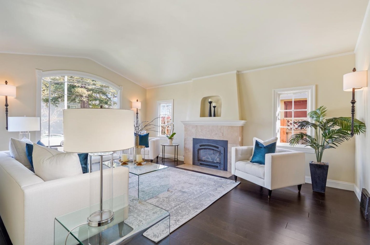 116 Grand Blvd, San Mateo CA  94401-2314 exterior