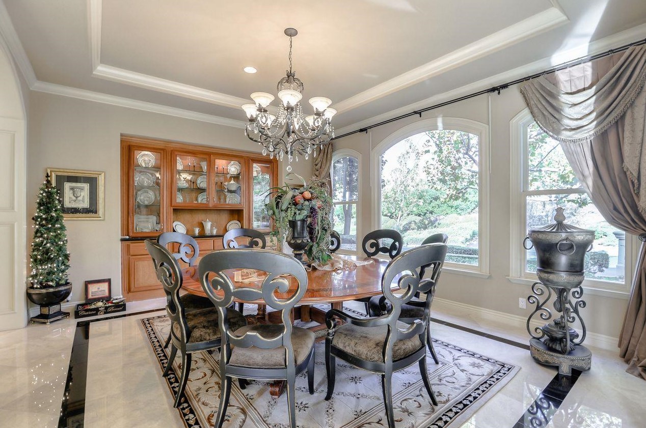 5902 Country Clb Pkwy, San Jose CA  95138-2301 exterior