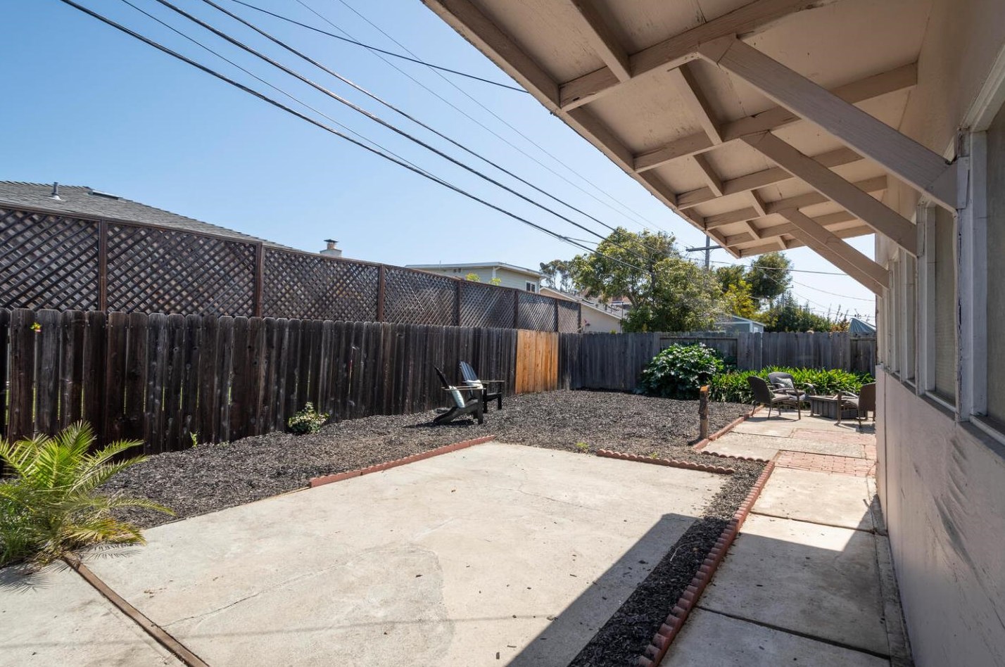 2515 Holland St, San Mateo CA  94403-1639 exterior