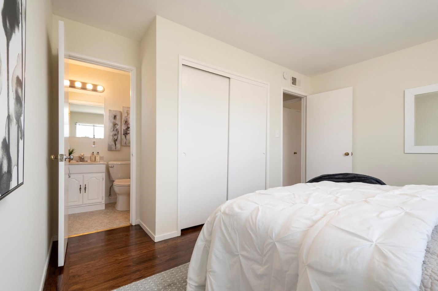 2515 Holland St, San Mateo CA  94403-1639 exterior