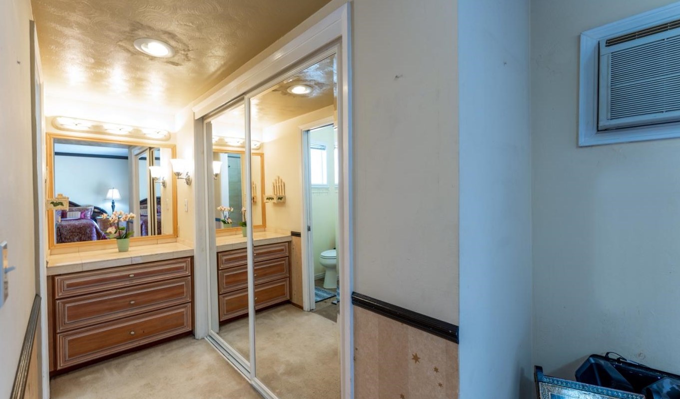 12311 Saraglen Dr, Saratoga CA  95070-3224 exterior