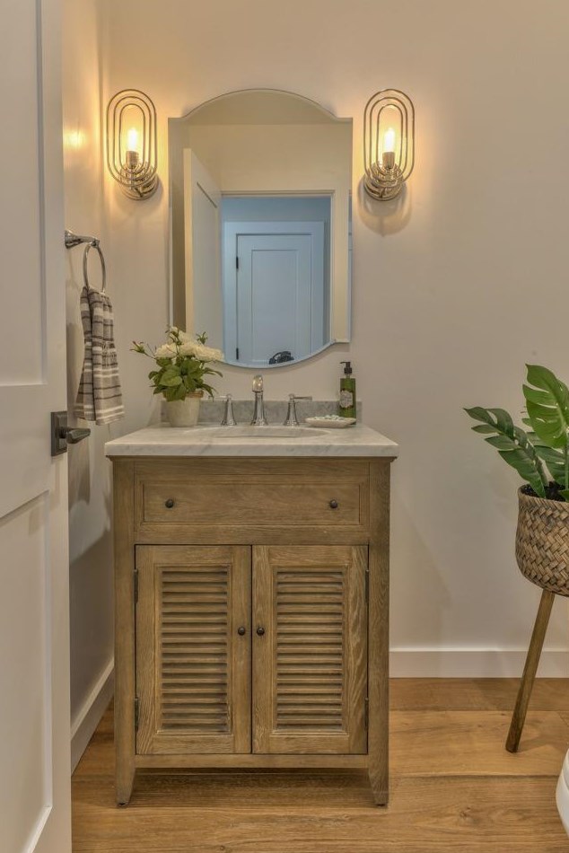 10121 Blue Larkspur Ln, Monterey CA  93940-6501 exterior