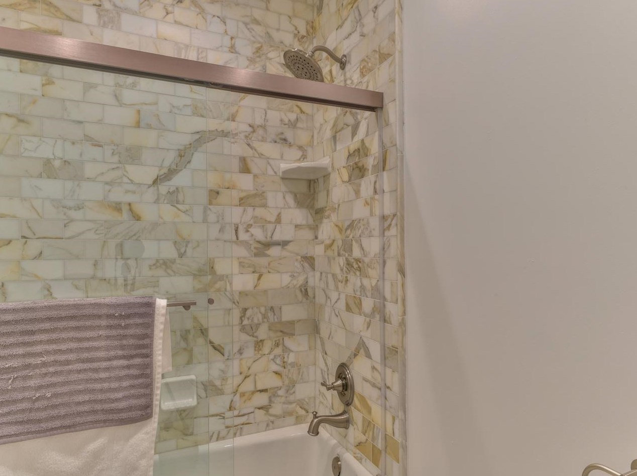 10121 Blue Larkspur Ln, Monterey CA  93940-6501 exterior