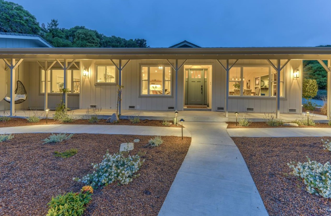 10121 Blue Larkspur Ln, Monterey CA  93940-6501 exterior