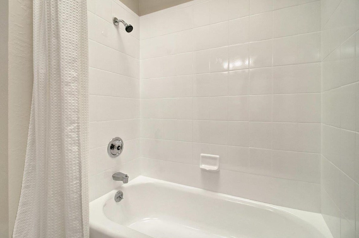 7068 Brooktree Way, San Jose CA  95120-2101 exterior