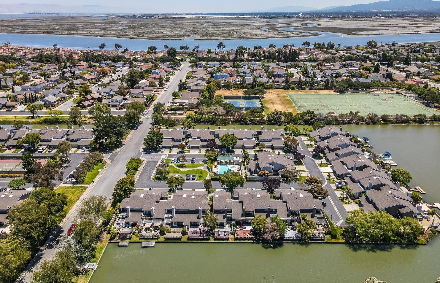 25 Spinnaker Pl, Redwood City, CA 94065