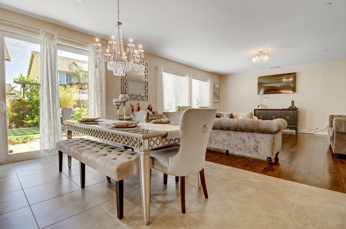 1700 Panorama Dr, Hollister, CA 95023