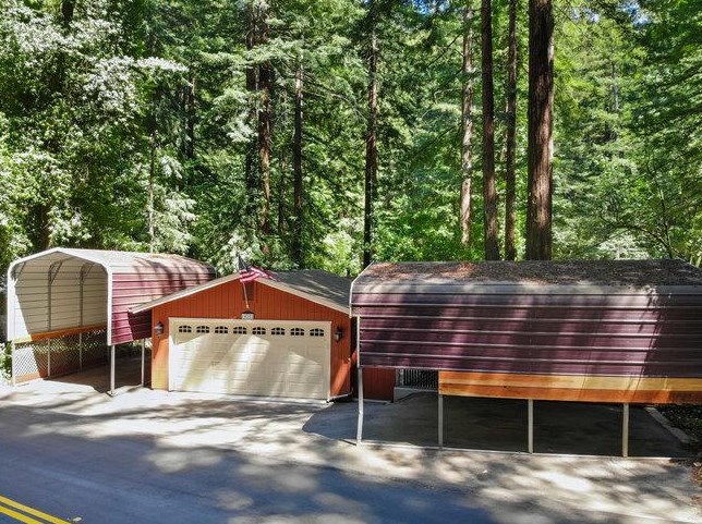10252 E Zayante Rd, Felton, CA 95018