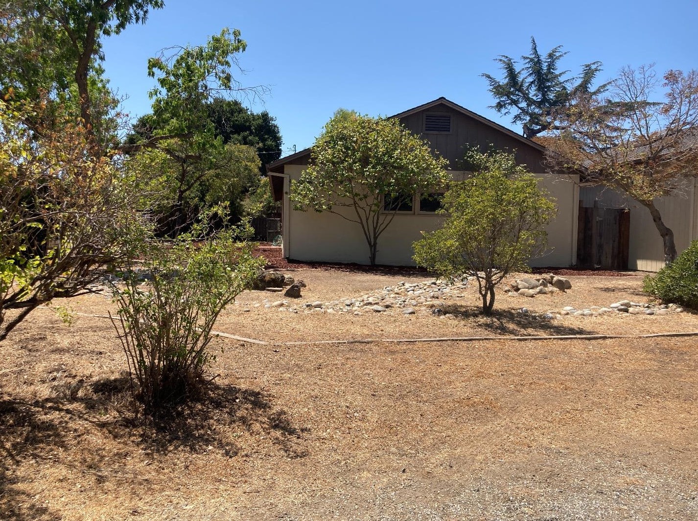 1451 Vale Ave, Campbell CA  95008-6412 exterior