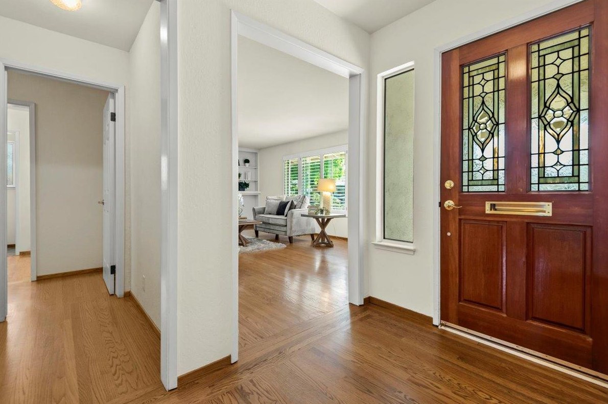 236 Dover St, Los Gatos, CA 95032