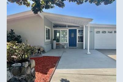 1029 Blazingwood Dr - Photo 1