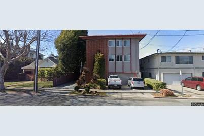 604 Peninsula Ave - Photo 1