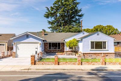 570 Saratoga Ave - Photo 1