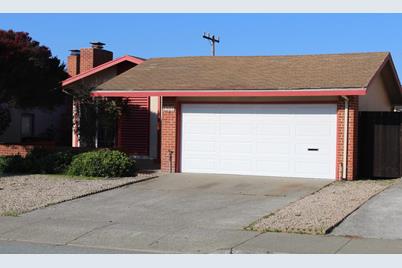 2865 Shannon Dr - Photo 1